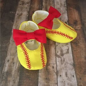 Infant Softball Baby Girl Shoes with Bows Velcro Closure EPC Size 0-3 Months Inf